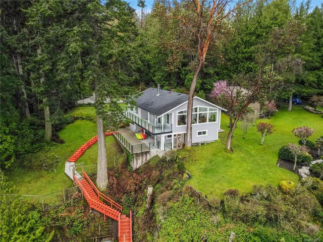 4 of 32 - 976 Lands End Rd, North Saanich, BC