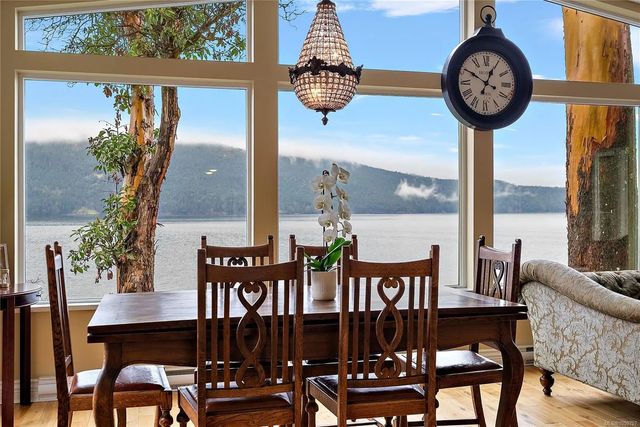 5 of 32 - 976 Lands End Rd, North Saanich, BC