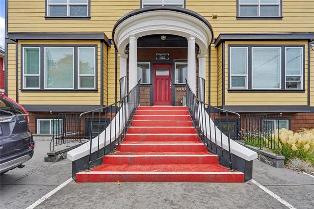 2 of 88 - 1064 Beverley Pl, Victoria, BC