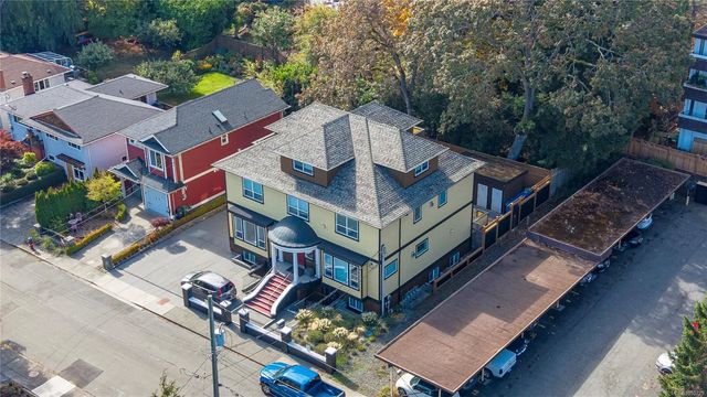 4 of 88 - 1064 Beverley Pl, Victoria, BC
