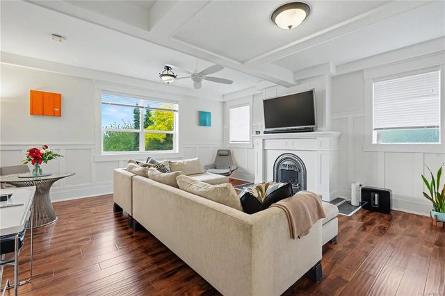5 of 88 - 1064 Beverley Pl, Victoria, BC