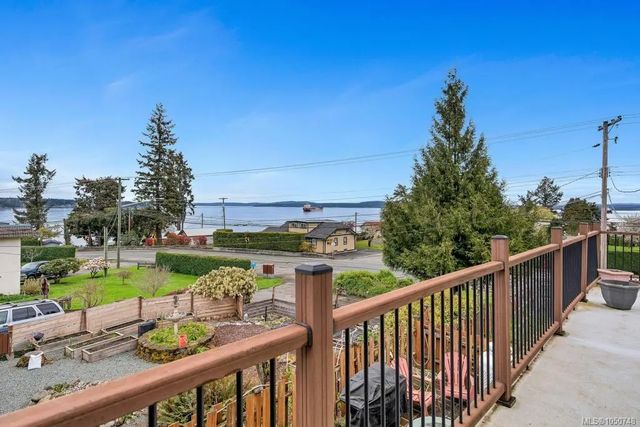 2 of 47 - 11090 Chemainus Rd, Saltair, BC