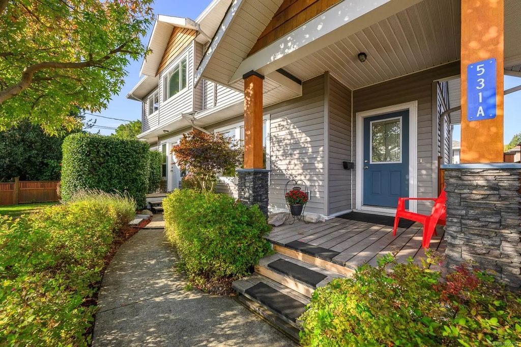 531 Anderton Rd A, Comox