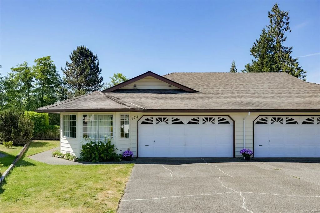 574 Cedar Cres, Cobble Hill