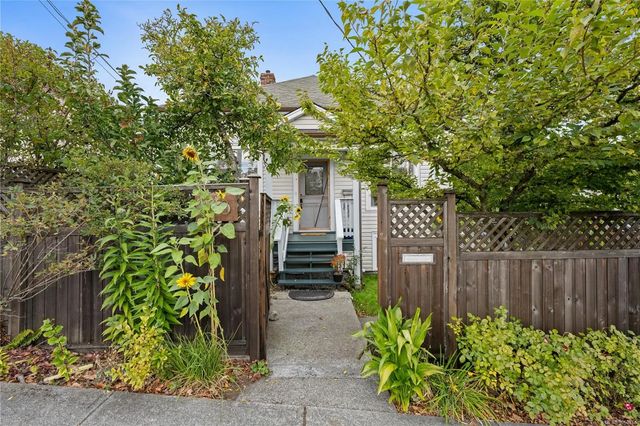 2 of 37 - 118 Finlayson St, Nanaimo, BC
