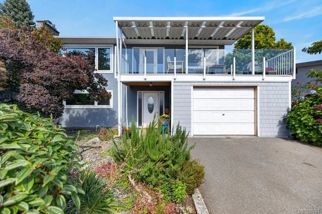 4 of 99 - 2158 Downey Ave, Comox, BC