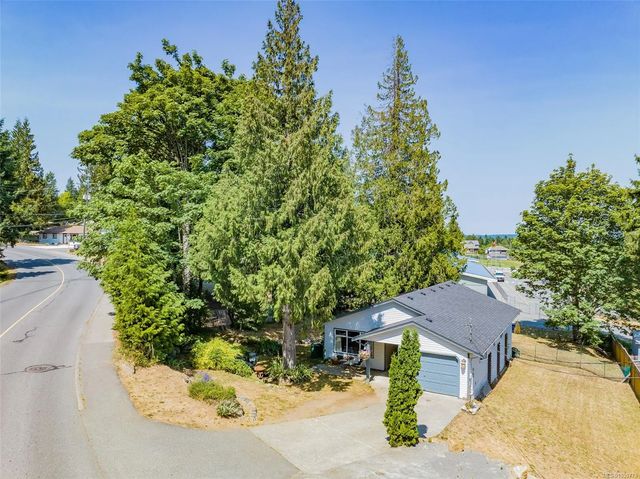 2 of 61 - 1814 Richardson Rd, Nanaimo, BC