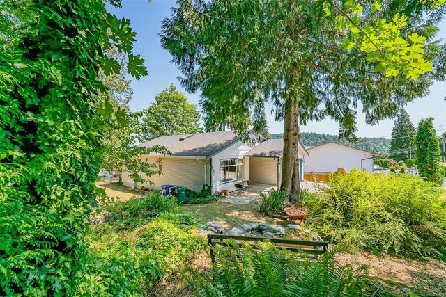3 of 61 - 1814 Richardson Rd, Nanaimo, BC