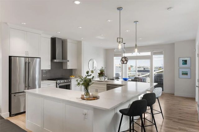 4 of 56 - 3517 Ryder Hesjedal Way, Colwood, BC