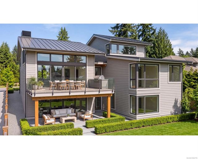 3 of 3 - 135 Sunningdale Rd W, Qualicum Beach, BC