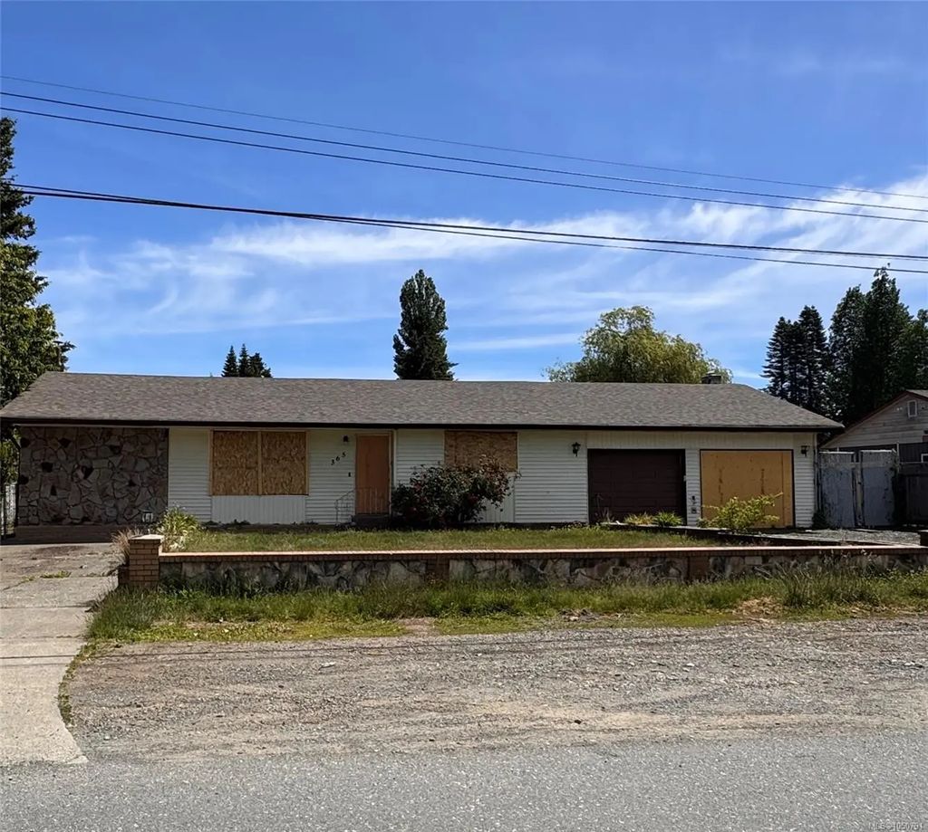 365 Carolyn Rd, Campbell River