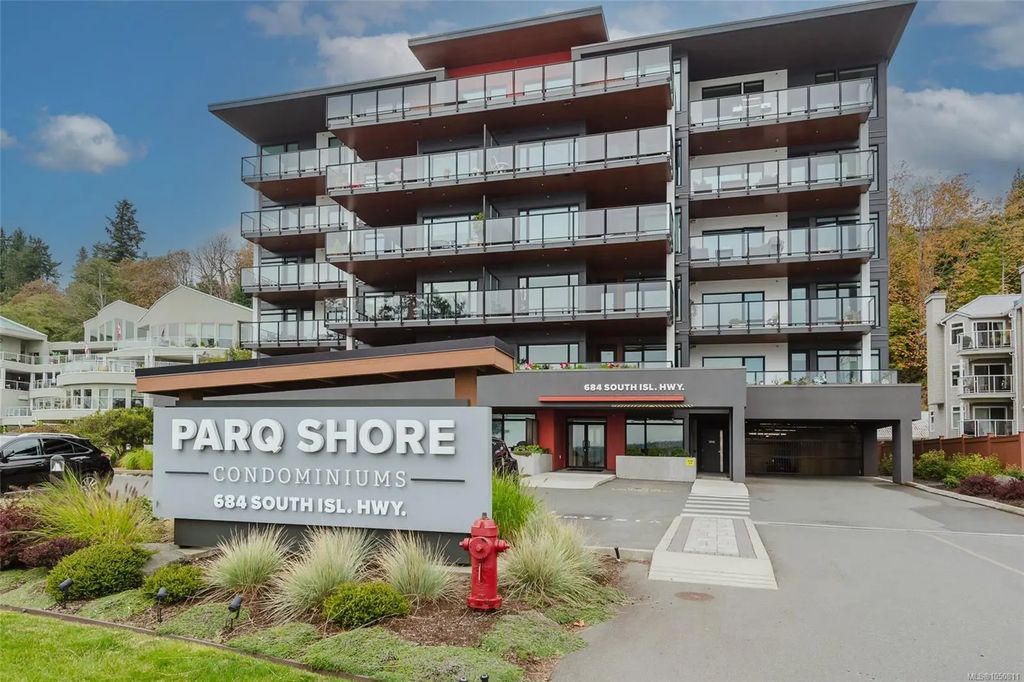 684 Island Hwy S 504, Campbell River