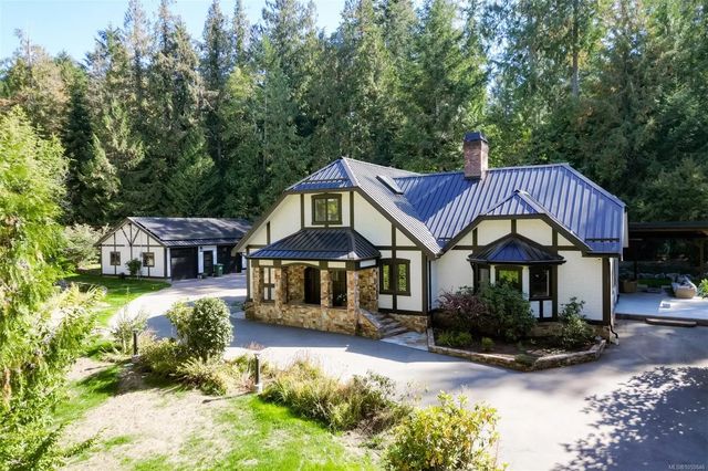 4 of 74 - 8401 Lawrence Rd, Central Saanich, BC