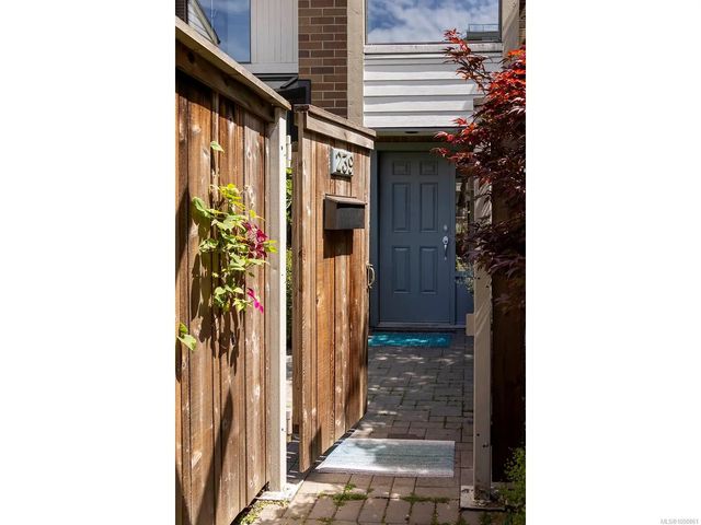2 of 47 - 239 Belleville St, Victoria, BC