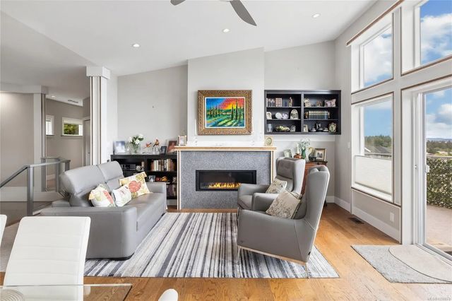5 of 56 - 1584 Adelaide St 9, Crofton, BC