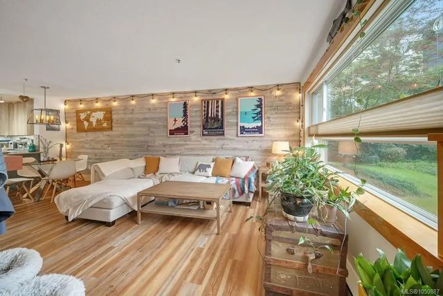 2 of 40 - 1685 Estevan Rd 103, Nanaimo, BC