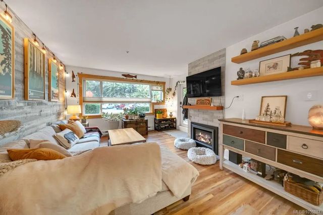 4 of 40 - 1685 Estevan Rd 103, Nanaimo, BC