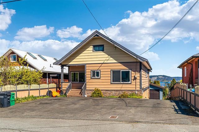 3 of 39 - 18 Gillespie St S, Nanaimo, BC