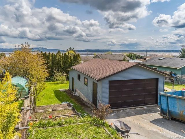 5 of 39 - 18 Gillespie St S, Nanaimo, BC