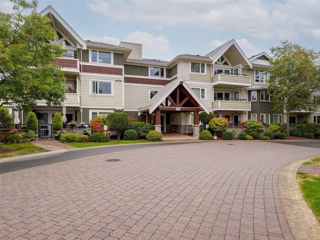 537 Heatherdale Lane 308, Saanich