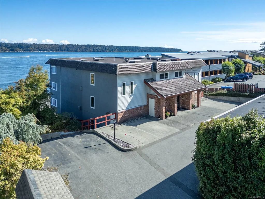 553 Island Hwy N 3, Campbell River