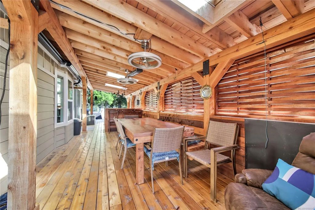 10750 Central Lake Rd 2, Port Alberni