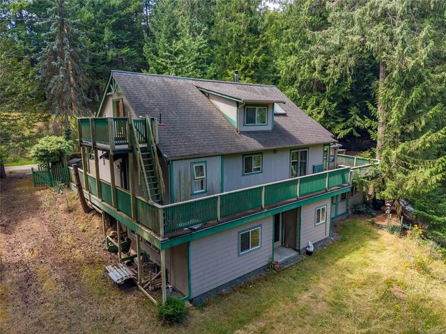 3 of 40 - 3706 Starboard Cres, Pender Island, BC