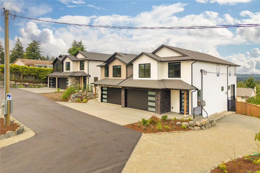 2302 Arbot Rd 104, Nanaimo