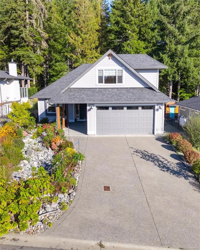 4 of 37 - 521 Mountain View Dr, Lake Cowichan, BC