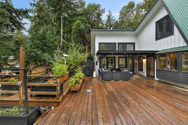3 of 47 - 505 Bayview Dr, Mayne Island, BC