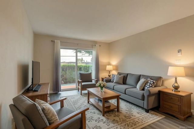 5 of 39 - 9942 Daniel St 103, Chemainus, BC
