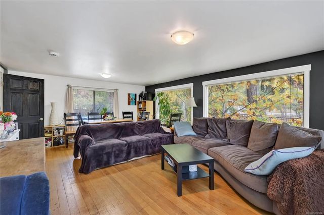 5 of 44 - 129 Hereford Ave, Salt Spring, BC