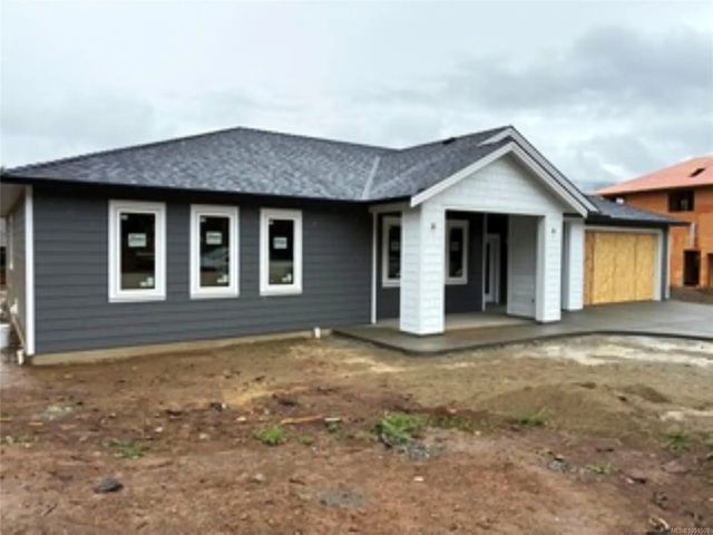 2 of 5 - 455 Winter Dr, Lake Cowichan, BC