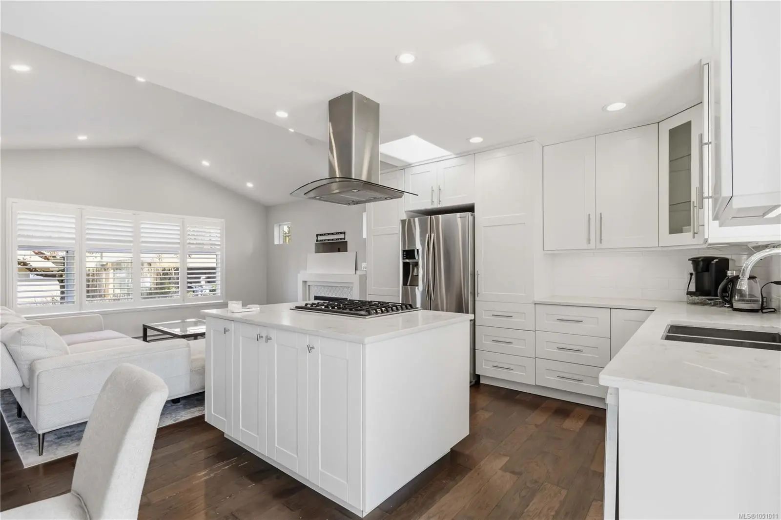 2508 Shakespeare St, in the city of Victoria Real Estate in BC by ,