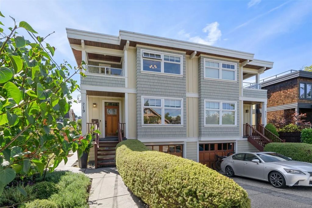 219 Michigan St, Victoria