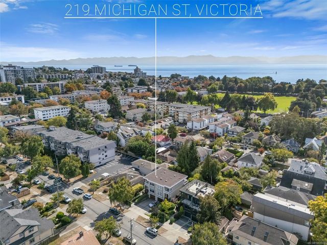 3 of 46 - 219 Michigan St, Victoria, BC