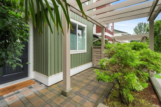3 of 60 - 6115 Glacier Way 3, Nanaimo, BC