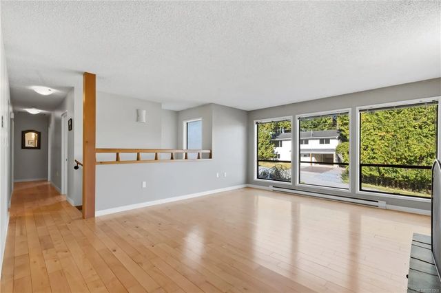 5 of 37 - 1258 Rupert Rd, Ucluelet, BC