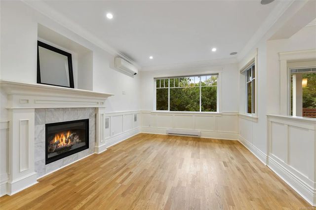 4 of 78 - 2517 Asquith St, Victoria, BC