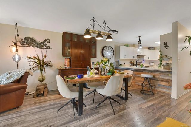 4 of 15 - 7070 West Saanich Rd 21, Central Saanich, BC