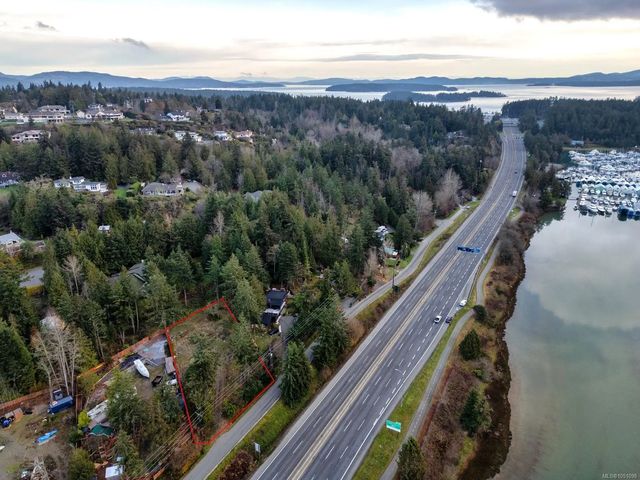 4 of 15 - 1850 Swartz Bay Rd, North Saanich, BC