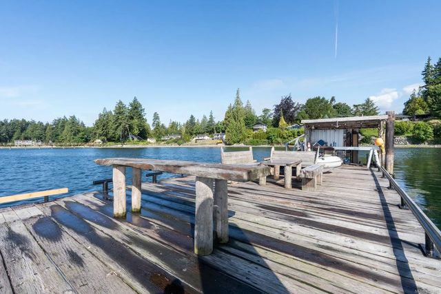 4 of 72 - 5957 Sooke Rd, Sooke, BC
