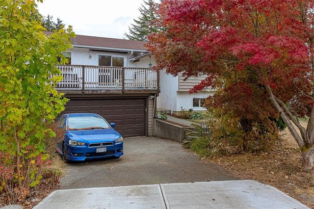 3 of 40 - 7251 Enid Pl, Central Saanich, BC