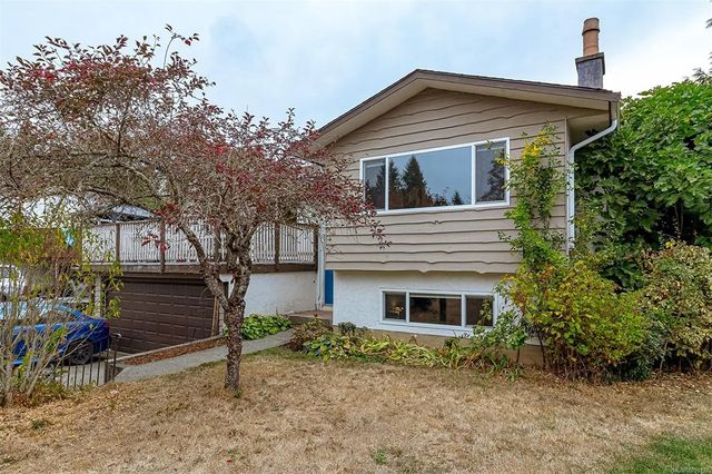 4 of 40 - 7251 Enid Pl, Central Saanich, BC
