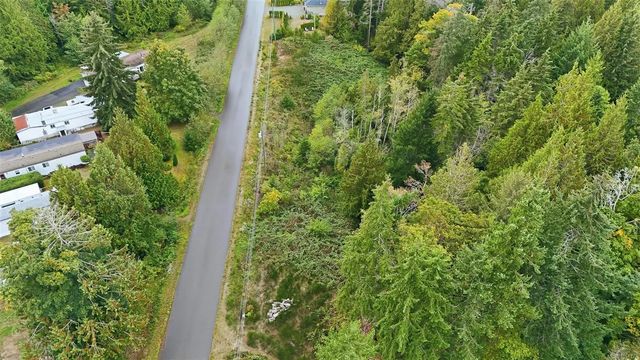 5 of 17 - Lot 4 Salmond Rd, Qualicum Beach, BC