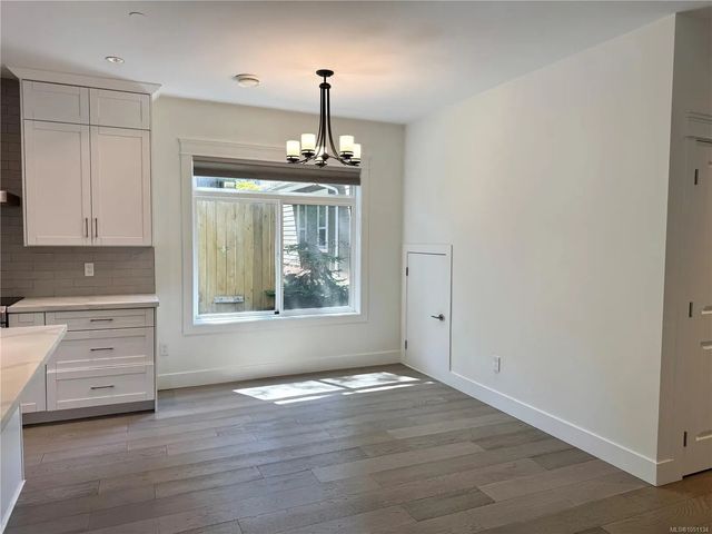 4 of 33 - 5160 Hammond Bay Rd 105, Nanaimo, BC