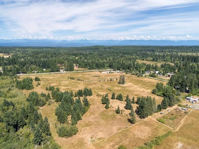 3 of 26 - 7561 Howard Rd, Black Creek, BC