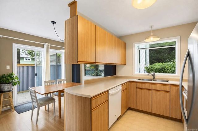 5 of 59 - 2522 Dunsmuir Ave, Cumberland, BC
