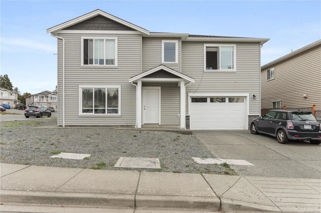 2 of 39 - 648 Alyssa Pl, Nanaimo, BC