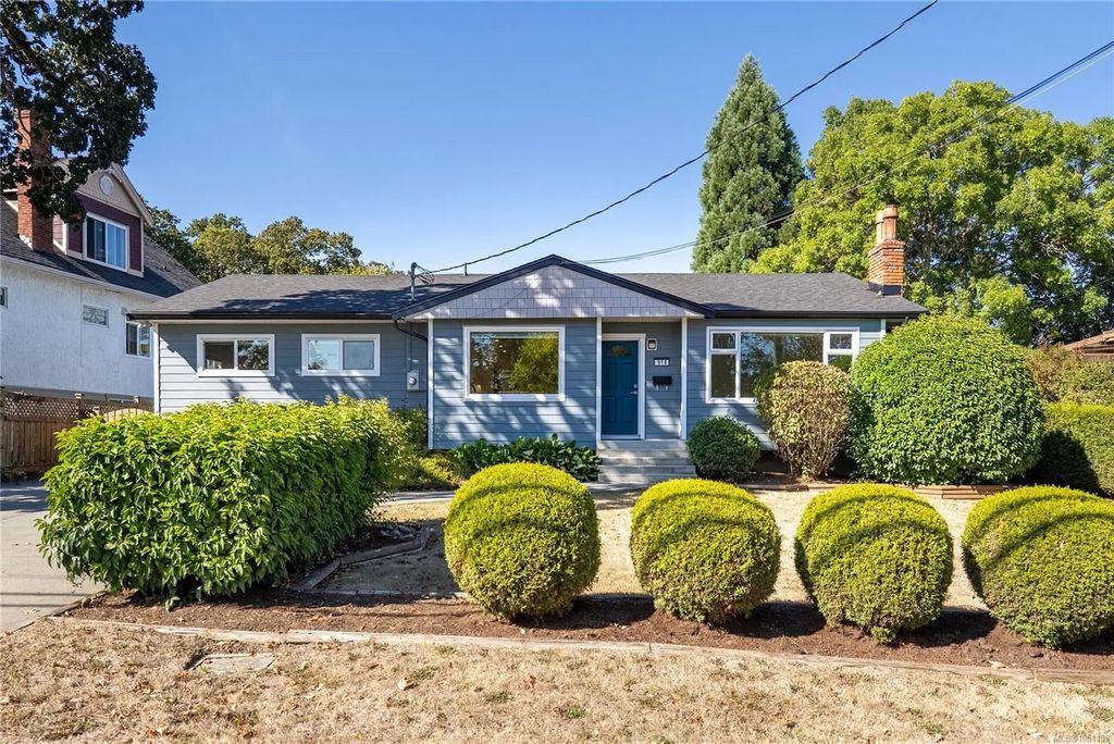 916 Burnside Rd W, Saanich